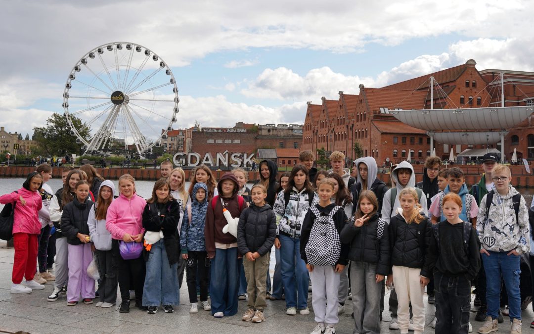 Błękitne szkoły dla powodzian