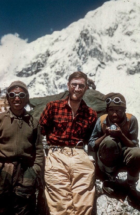 TheFiveTreasuresOfTheSnows_zdjecie_Da Tsering, George Band & Topke
